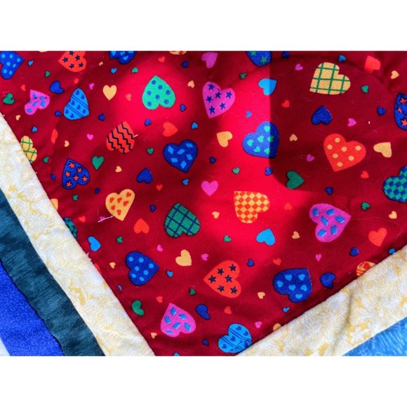 Vintage 1980s Quilted Table Runner Mat Hearts, Rainbow 49x21" - Picture 6 of 11